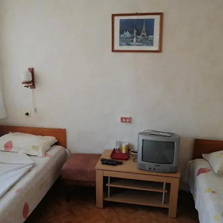 къща здравец - с осигурено паркомясто Primorsko