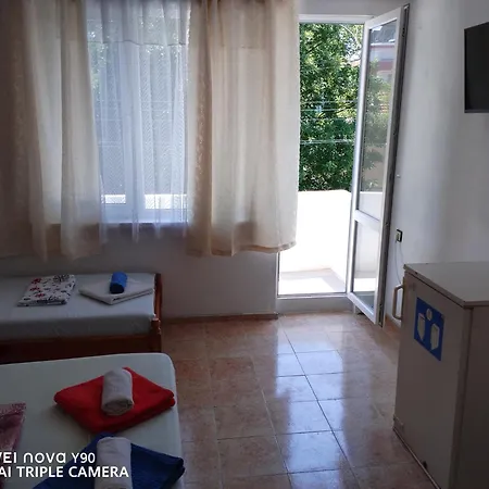 Maison d'hôtes къща здравец - с осигурено паркомясто Primorsko