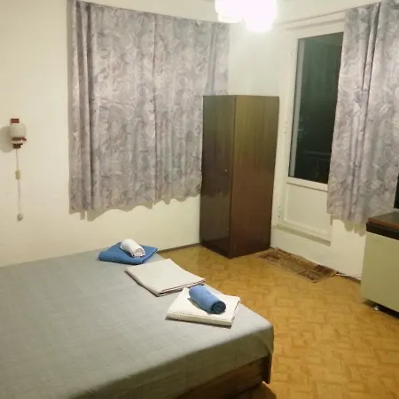 къща здравец - с осигурено паркомясто 3*