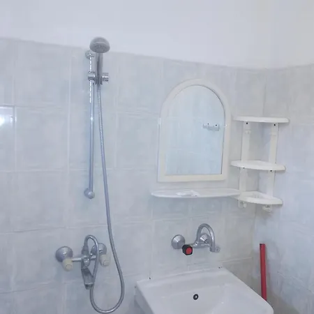 Maison d'hôtes къща здравец - с осигурено паркомясто *