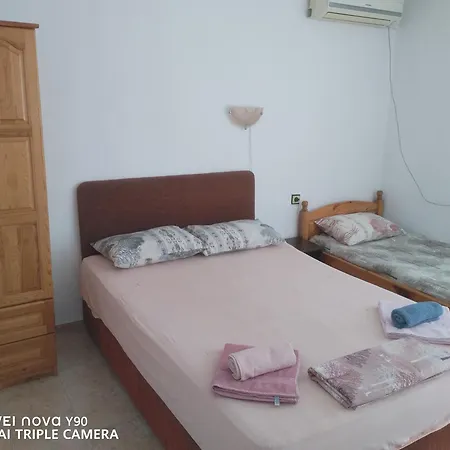 къща здравец - с осигурено паркомясто Maison d'hôtes