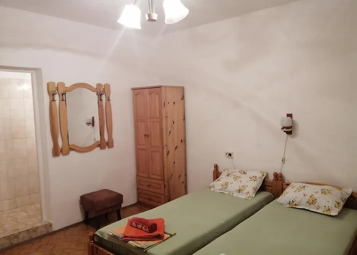 Къща за гости къща здравец - с осигурено паркомясто Приморско