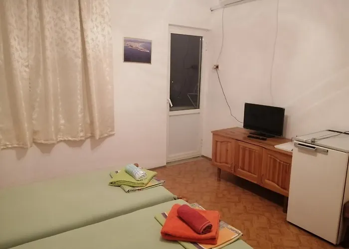 къща здравец - с осигурено паркомясто Къща за гости Приморско