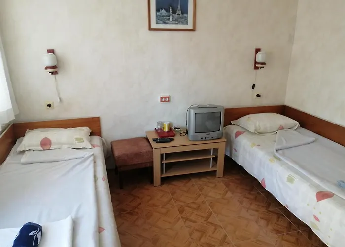 къща здравец - с осигурено паркомясто