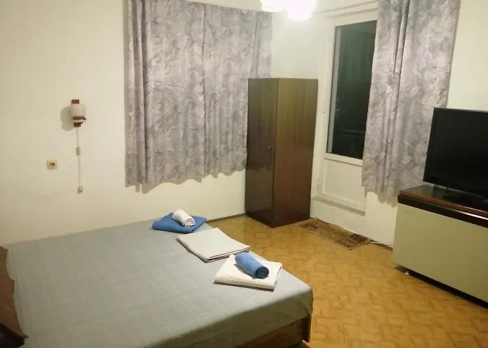 къща здравец - с осигурено паркомясто 3*