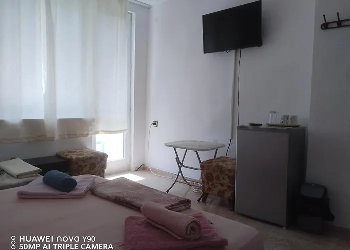 къща здравец - с осигурено паркомясто 3* Приморско