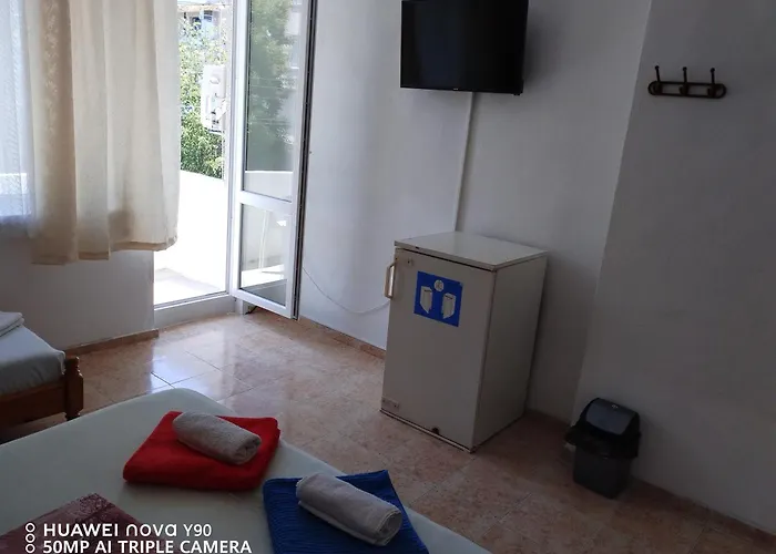 къща здравец - с осигурено паркомясто Къща за гости 3*