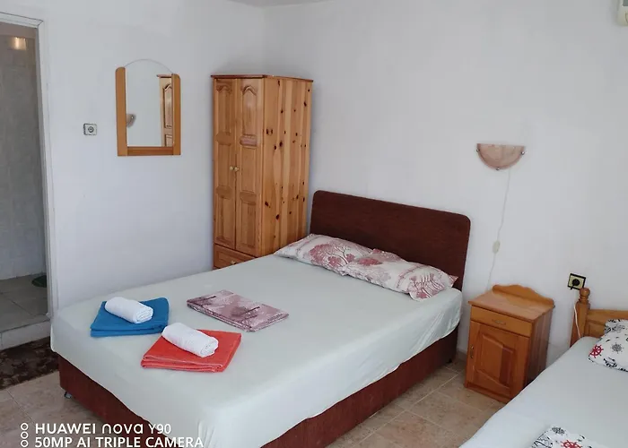 Къща за гости къща здравец - с осигурено паркомясто 3*