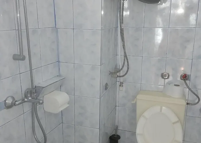 къща здравец - с осигурено паркомясто