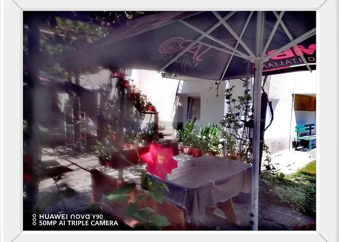 Къща за гости къща здравец - с осигурено паркомясто